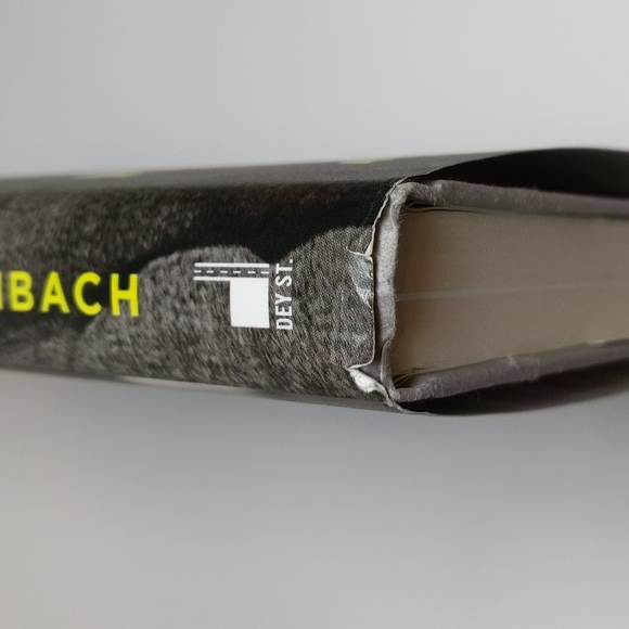 Book: Forward: a memoir by Abby Wambach - Picture 5 of 6